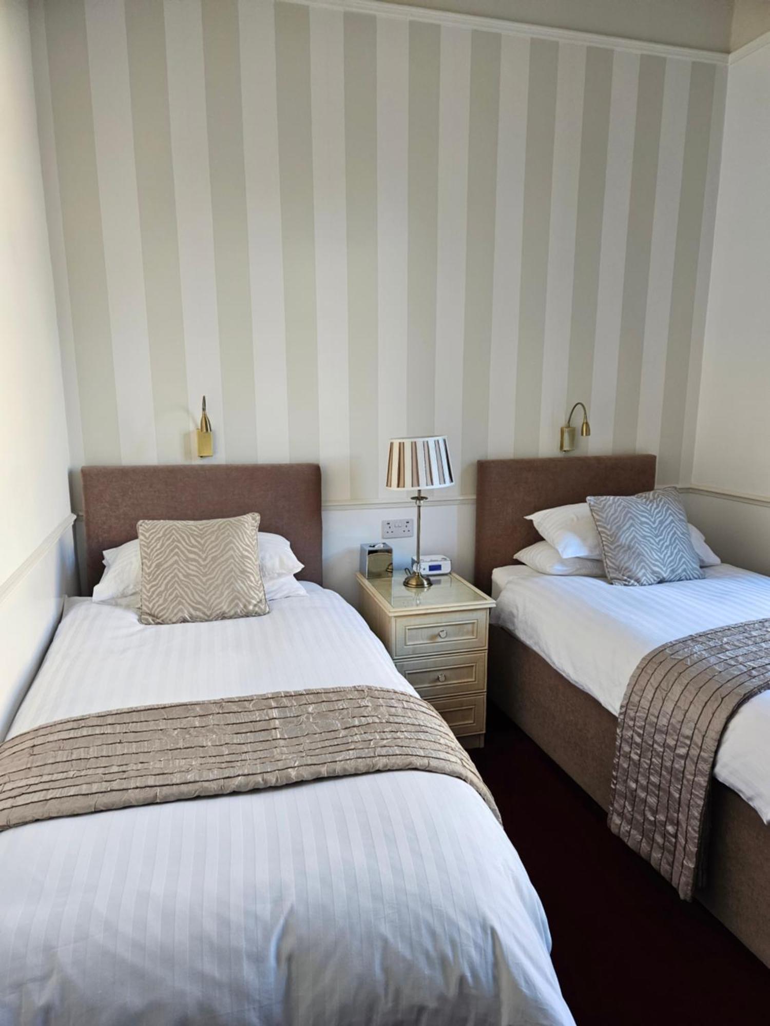 Highfield Guest House Edinburgh Bagian luar foto